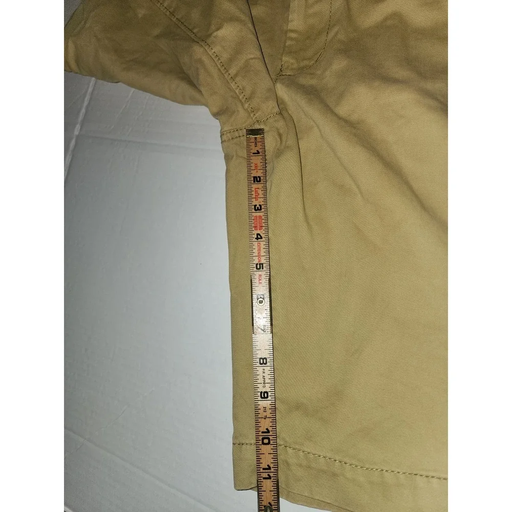 Men's American Eagle Outfitters Khaki Shorts - Longboard - Size 32